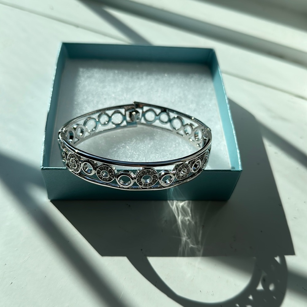 TCS showtime bracelet